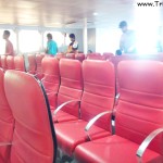 เบาะนั่งภายในเรือคาตามาราน