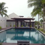 ริมเพ บีชเฮ้าส์ (Rim Pae Beach House)