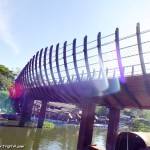 สะพานที่เชื่อมตลาดทั้ง 2 ฝั่ง