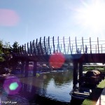 สะพานที่เชื่อมตลาดทั้ง 2 ฝั่ง