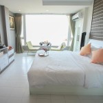 เดอะ มาริน่า บางแสน เฮาส์ (The Marina Sea View House Bangsaen)