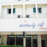 เวสเทอร์ลี่ ฮิลล์ เกสต์เฮาส์ (Westerly Hill Guest House)