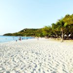 ชายหาดสีขาว