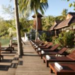 สลัด บีช รีสอร์ท (Salad Beach Resort)