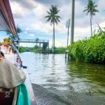 นั่งเรือเที่ยว
