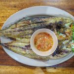 กินข้าวริมหาดเกาะหลีเป๊ะ
