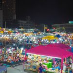 ในตลาดมีสินค้ามากมาย