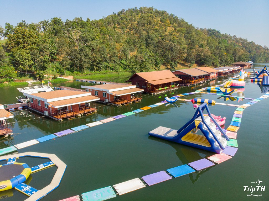 ที่พักแพริมน้ำ ราคาเริ่มต้น 534 บาท ใช้สิทธิ์เราเที่ยวด้วยกันได้ ฟรีอาหารเช้าบุฟเฟต์ ฟรีพายเรือคายัค ฟรีสวนน้ำ ฟรีล่องแพเปียก | The Water Park Resort | TripTH | ทริปไทยแลนด์